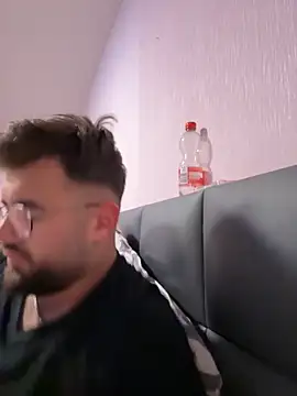 Snapshot of yxssxn24403 chatting on October 2025 03:15:02 AM yxssxn24403 online show from October 2025 03:15:02 AM