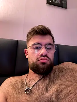 Snapshot of yxssxn24403 chatting on October 2025 06:11:01 AM yxssxn24403 online show from October 2025 06:11:01 AM