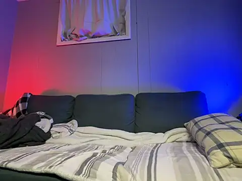 mouser21212 online show from January 2025 04:08:01 PM