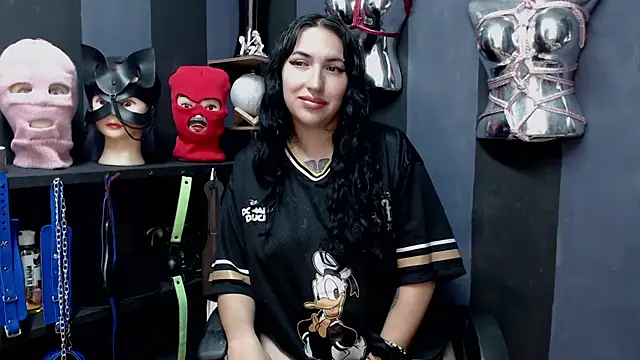 LucyStrike  online show from December 2024 06:10:02 AM