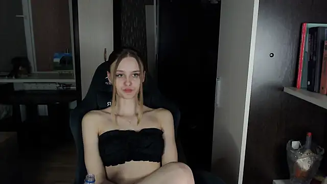  Sansa stark  online show from February 2025 01:47:02 PM