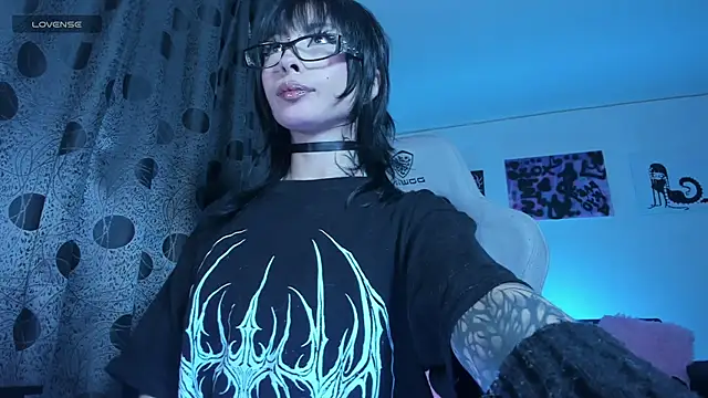 satanbabee online show from January 2026 12:14:02 AM