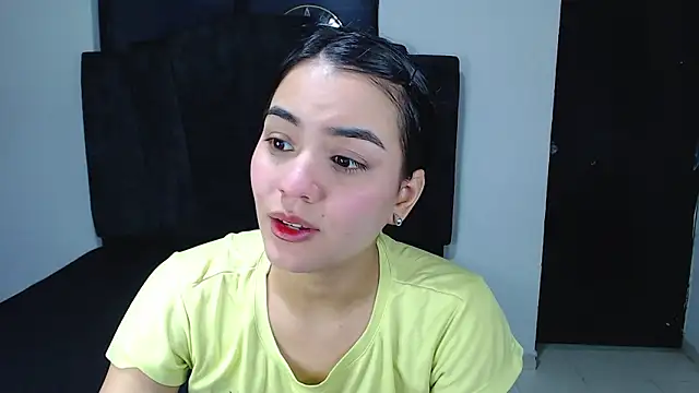 Ariel Zeo1 online show from March 2026 07:50:02 PM