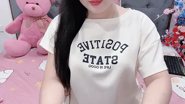 Snapshot of Funikio chatting on April 2026 01:23:02 AM Funikio online show from April 2026 01:23:02 AM