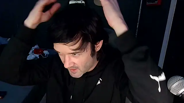 Snapshot of Stix_Zadinia chatting on December 2025 05:43:02 PM Stix Zadinia online show from December 2025 05:43:02 PM