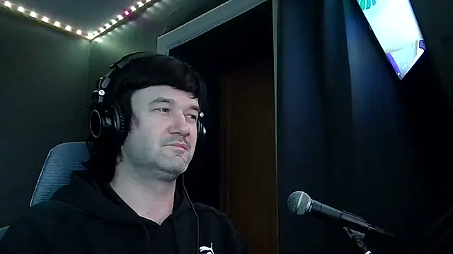 Snapshot of Stix_Zadinia chatting on April 2026 04:57:01 AM Stix Zadinia online show from April 2026 04:57:01 AM