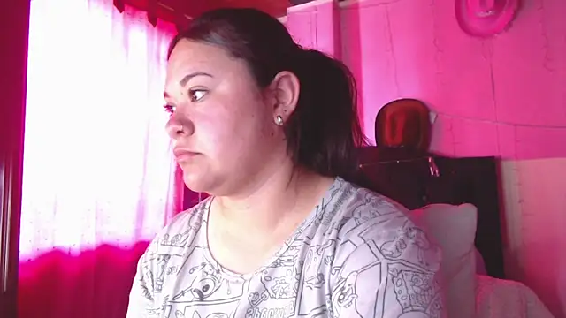 NikkiRous  online show from March 2026 04:56:01 PM