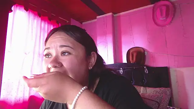 NikkiRous  online show from April 2026 01:41:01 PM