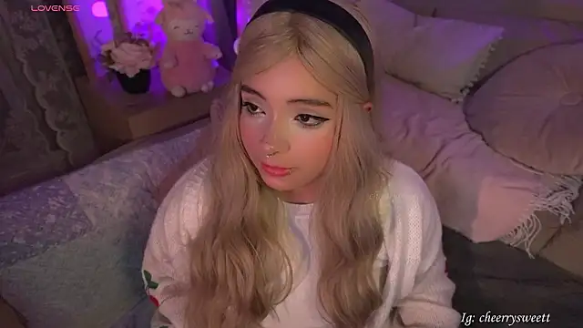 Cheerrysweett online show from March 2026 12:51:01 AM