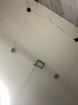 Ema azel online show from November 2025 01:36:01 PM