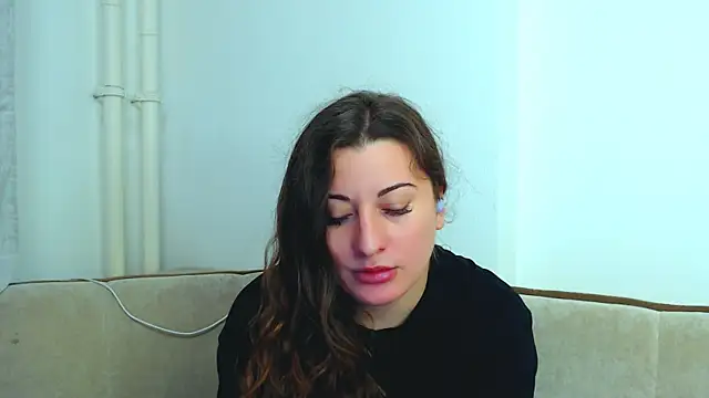 Helen Adams  online show from January 2025 07:52:02 AM