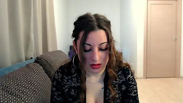 Helen Adams  online show from April 2026 06:47:02 AM