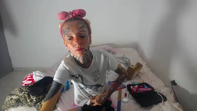 Snapshot of barbara_anal_squirt_ chatting on April 2026 07:19:01 PM barbara anal squirt online show from April 2026 07:19:01 PM