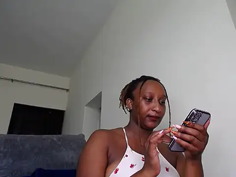CarlaBeckky online show from October 2025 04:46:01 PM