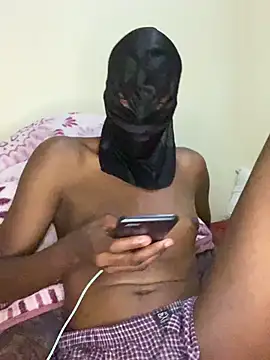 Gifttheskimaskboy online show from May 2026 05:41:02 PM