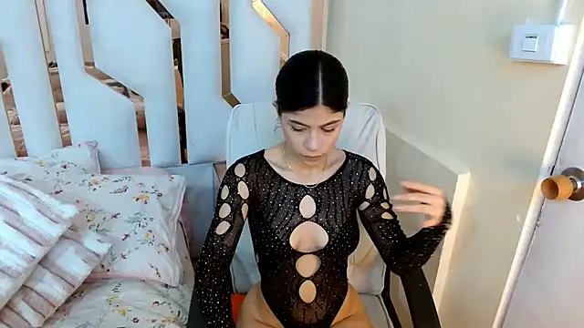 Snapshot of TifanyChill chatting on February 2026 06:44:01 PM TifanyChill online show from February 2026 06:44:01 PM