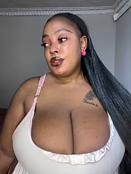 Snapshot of Katamia25 chatting on January 2025 06:39:01 AM Katamia25 online show from January 2025 06:39:01 AM