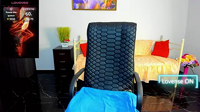 Julia Dean online show from March 2025 04:37:02 PM