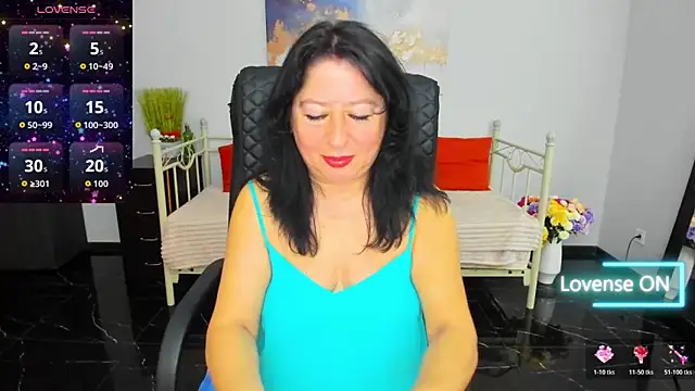 Julia Dean online show from April 2026 12:28:01 PM