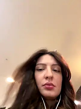 BabeRainbow online show from September 2025 10:06:01 AM