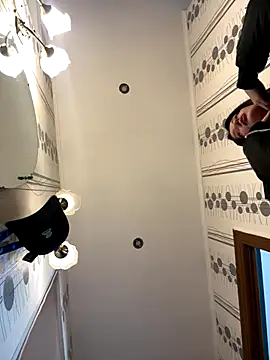 BabeRainbow online show from October 2025 09:01:01 AM