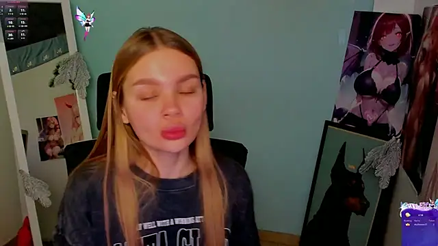 Molly sweetie online show from December 2024 10:24:01 AM