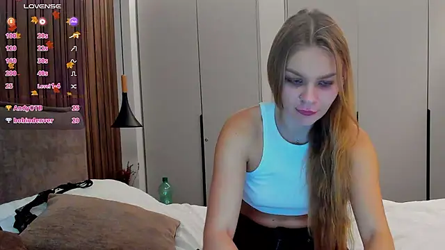 Molly sweetie online show from October 2025 06:13:02 AM