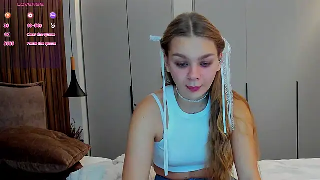 Molly sweetie online show from November 2025 07:17:01 AM