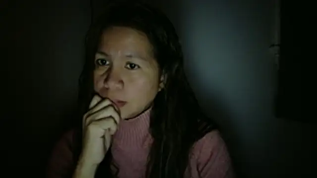 Snapshot of XLennaMX chatting on February 2026 11:47:02 PM XLennaMX online show from February 2026 11:47:02 PM