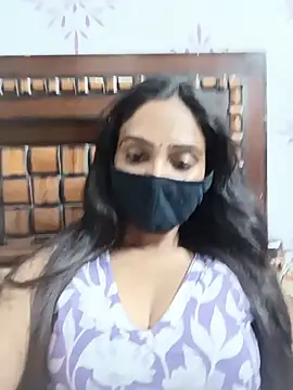 Snapshot of Yours-Bebo chatting on July 2026 07:22:01 AM Yours-Bebo online show from July 2026 07:22:01 AM