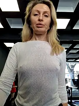 Snapshot of Miss____Mia_ chatting on February 2025 11:33:01 AM Miss    Mia  online show from February 2025 11:33:01 AM