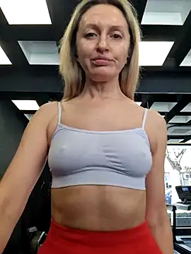 Snapshot of Miss____Mia_ chatting on March 2025 10:09:01 AM Miss    Mia  online show from March 2025 10:09:01 AM