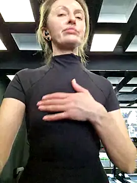 Snapshot of Miss____Mia_ chatting on March 2025 11:51:01 AM Miss    Mia  online show from March 2025 11:51:01 AM