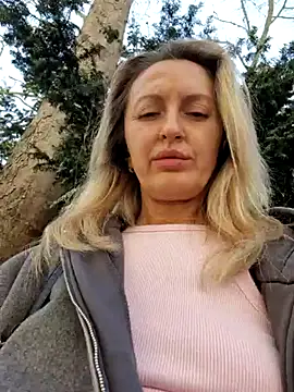 Snapshot of Miss____Mia_ chatting on March 2025 11:12:02 AM Miss    Mia  online show from March 2025 11:12:02 AM