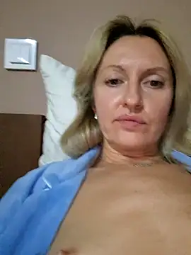 Snapshot of Miss____Mia_ chatting on October 2025 06:34:02 AM Miss    Mia  online show from October 2025 06:34:02 AM