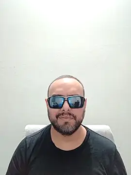ElSunEagle online show from June 2026 04:24:01 AM