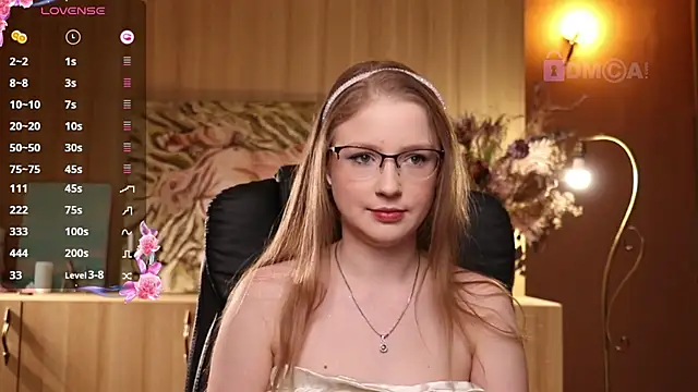 Snapshot of steffania- chatting on February 2025 08:55:01 PM steffania- online show from February 2025 08:55:01 PM