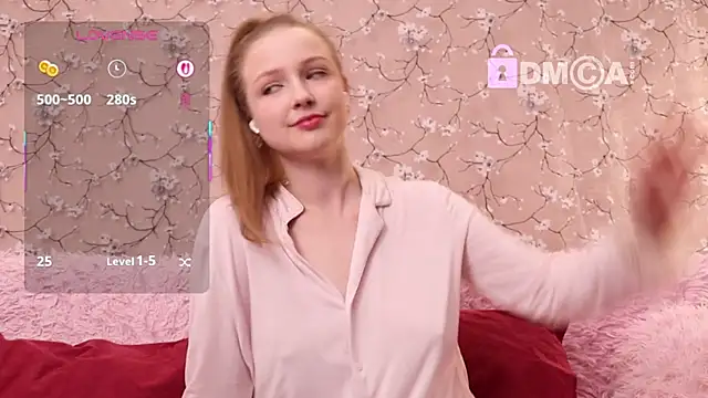Snapshot of steffania- chatting on October 2025 05:43:02 PM steffania- online show from October 2025 05:43:02 PM