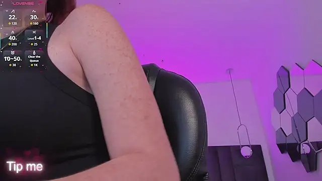 Snapshot of CorinneRusso chatting on January 2026 04:17:02 AM CorinneRusso online show from January 2026 04:17:02 AM