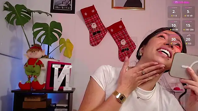 lilyy evanss online show from December 2024 01:03:01 AM