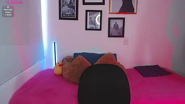 lilyy evanss online show from March 2025 07:11:02 PM