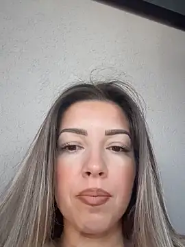 Snapshot of SonyaD_ chatting on June 2026 03:00:01 AM SonyaD online show from June 2026 03:00:01 AM