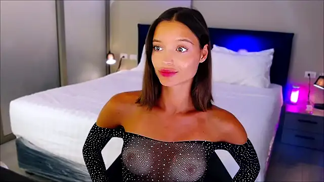 wow Mia online show from February 2025 08:18:02 AM