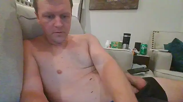 johnd101020 online show from December 2024 02:27:01 AM