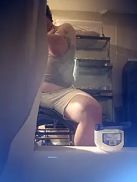 Buddy Cuck online show from November 2025 01:27:02 AM