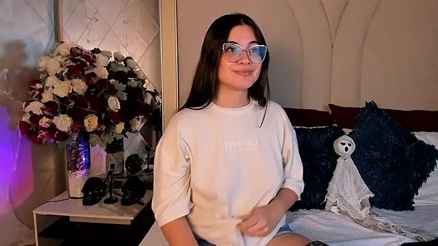 CamilaSofiia online show from October 2025 07:36:02 PM