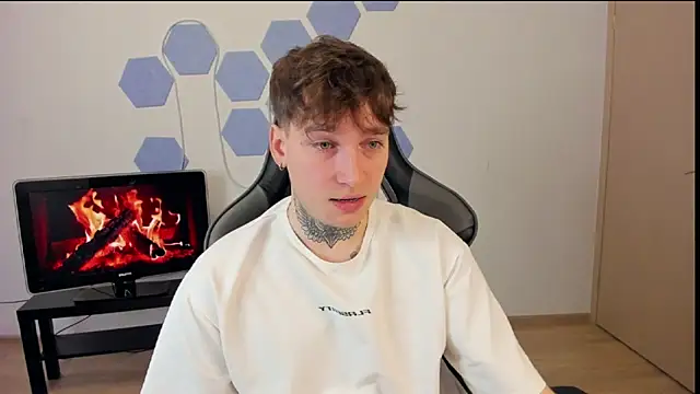 Chris Tyson online show from January 2025 10:16:02 AM