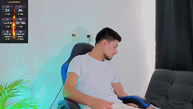 EdwardRoss  online show from January 2026 07:06:01 PM