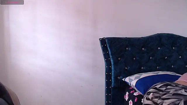 Kate lorens9 online show from January 2025 03:08:02 PM