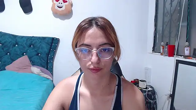Snapshot of Kate_lorens9 chatting on June 2026 10:09:02 PM Kate lorens9 online show from June 2026 10:09:02 PM